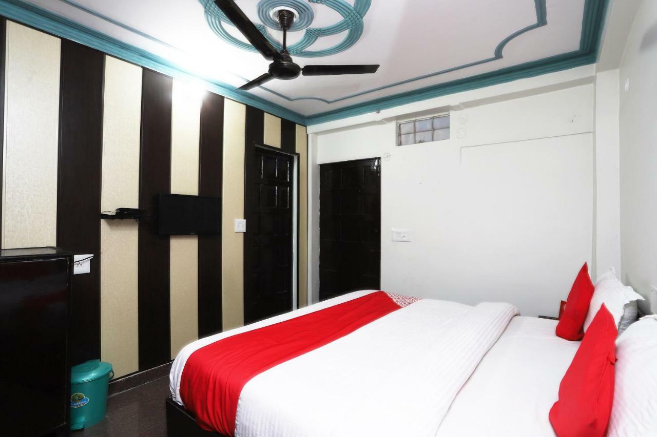 Oyo 43694 Hotel Hillson Pauri Экстерьер фото